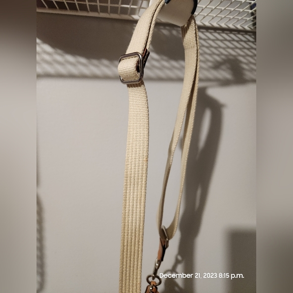 Small 💛 Classic yellow Coach shoulder bag - Picture 7 of 11